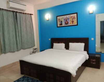1 BHK Service Apartment in Sushant Lok