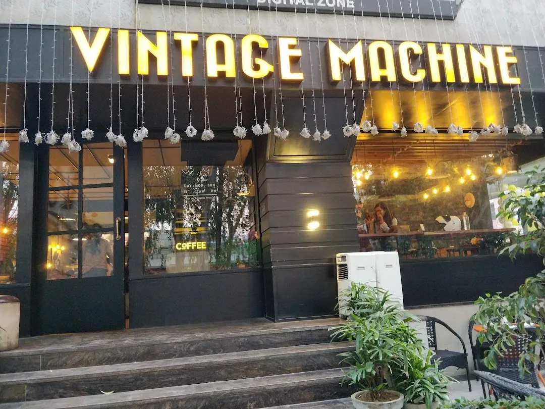 Vintage Machine Cafe in Lucknow by PAJASA