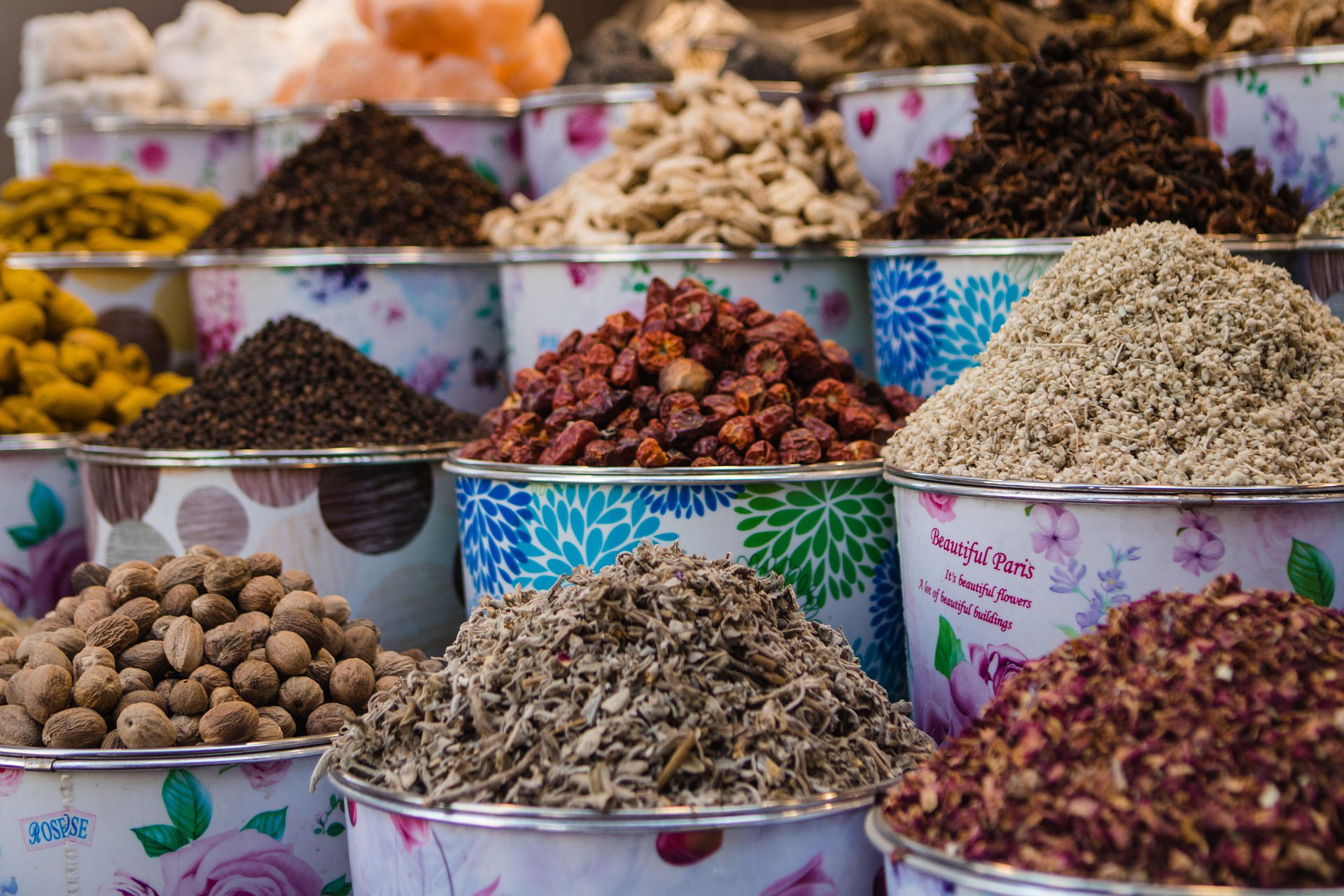 Spices market in crawford market - Pajasa Apartments